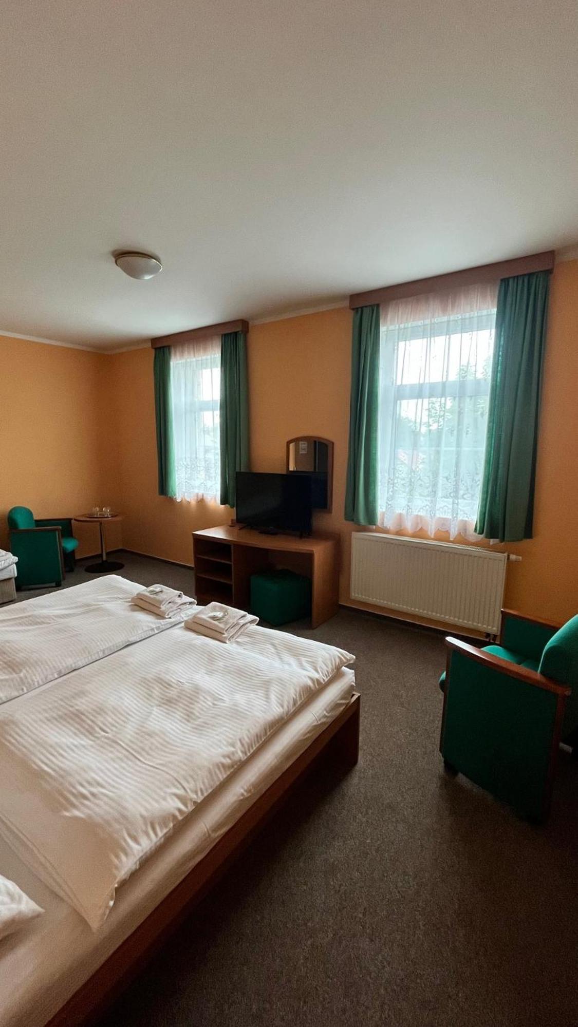 Grandhotel Nový Bor Zewnętrze zdjęcie