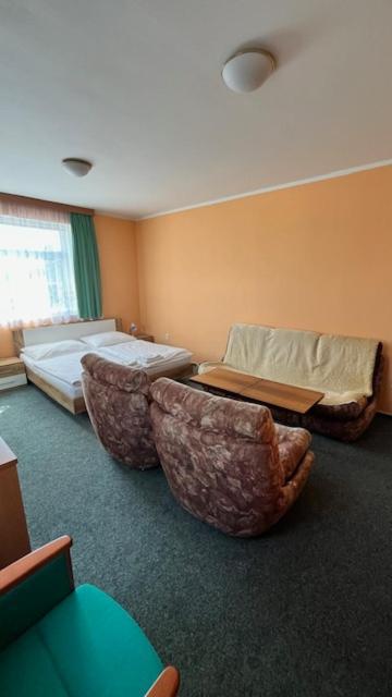 Grandhotel Nový Bor Zewnętrze zdjęcie